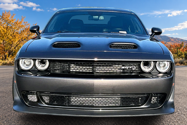 Used 2023 Dodge Challenger SRT Hellcat RWD image 2