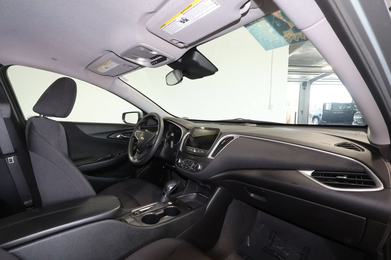 Used 2024 Chevrolet Malibu LT FWD image 27