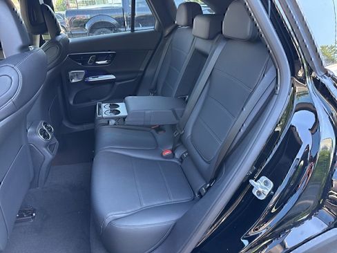 Used 2026 Mercedes-Benz GLC 350e 4MATIC image 20