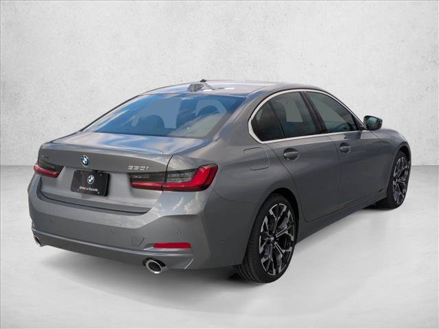 Used 2026 BMW 330i xDrive Sedan w/ Premium Package AWD/4WD image 2