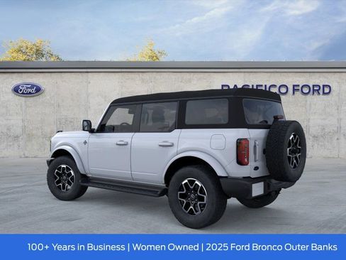 New 2025 Ford Bronco Outer Banks image 5