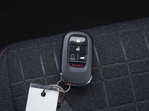 Used 2027 Honda HR-V Sport image 28