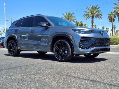 New 2026 Volkswagen Tiguan SE R-Line