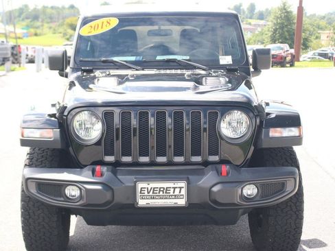 Used 2018 Jeep Wrangler Unlimited Rubicon w/ Cold Weather Group image 2