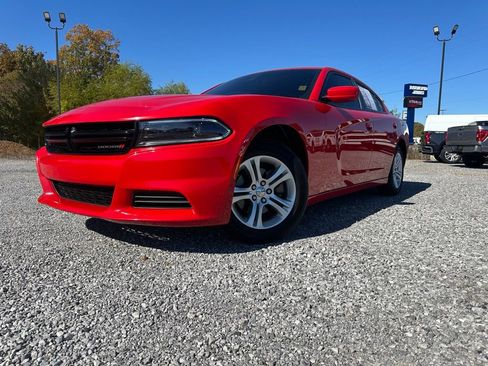 Used 2022 Dodge Charger SXT image 39
