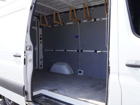 Used 2023 Mercedes-Benz Sprinter 1500 image 11