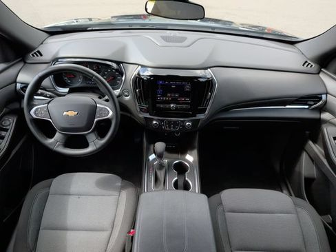 Used 2023 Chevrolet Traverse LT FWD image 25