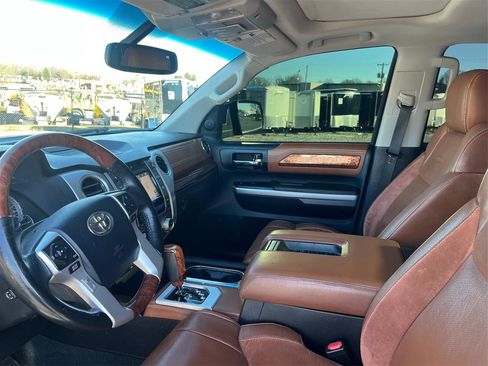 Used 2015 Toyota Tundra 1794 Edition image 9