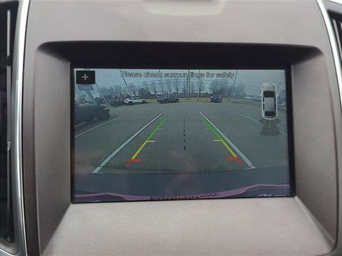 Certified 2018 Ford Edge Titanium w/ Technology Package image 12