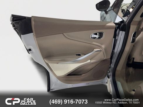 Used 2021 Aston Martin DBX image 23