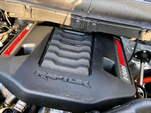 Used 2025 Ford F150 Raptor image 32