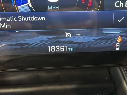 Used 2025 Chevrolet Equinox LT image 28