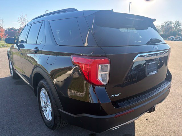 Used 2020 Ford Explorer XLT w/ Equipment Group 202A AWD/4WD image 15