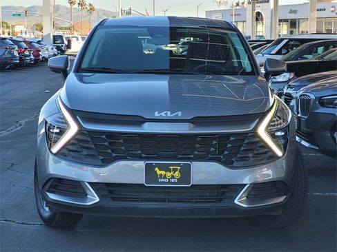 Used 2024 Kia Sportage LX image 2
