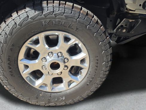 Used 2022 RAM 2500 Laramie AWD/4WD image 17