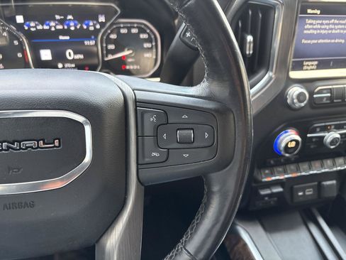 Used 2019 GMC Sierra 1500 Denali w/ Denali Ultimate Package AWD/4WD image 16
