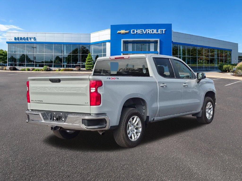 Certified 2024 Chevrolet Silverado 1500 LT AWD/4WD image 8