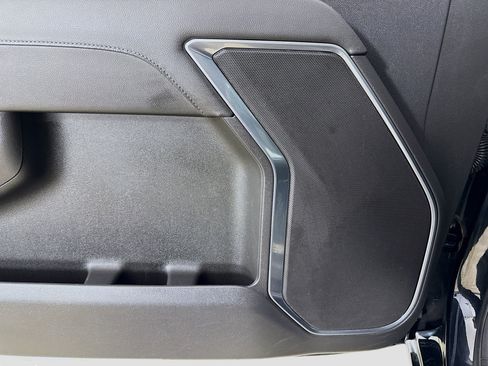 Used 2022 Chevrolet Silverado 1500 RST RWD image 19