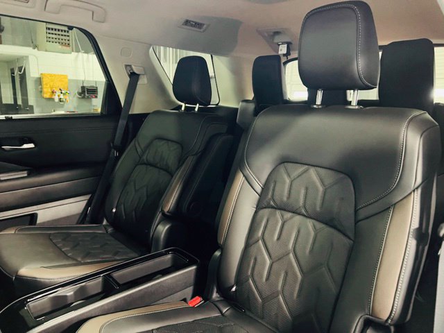 New 2026 Nissan Pathfinder Platinum FWD image 28