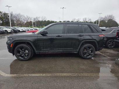 Used 2024 Jeep Grand Cherokee Limited w/ Black Appearance Package