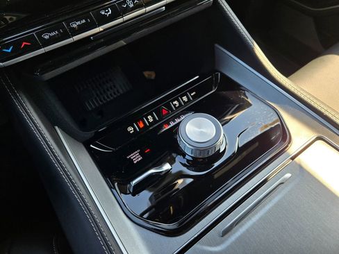 New 2026 Jeep Grand Wagoneer 4WD image 24
