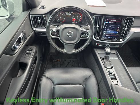 Used 2020 Volvo S60 T5 Momentum w/ Protection Package FWD image 20