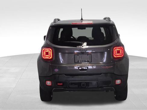 Used 2021 Jeep Renegade Trailhawk w/ Sun & Sound Group AWD/4WD image 7