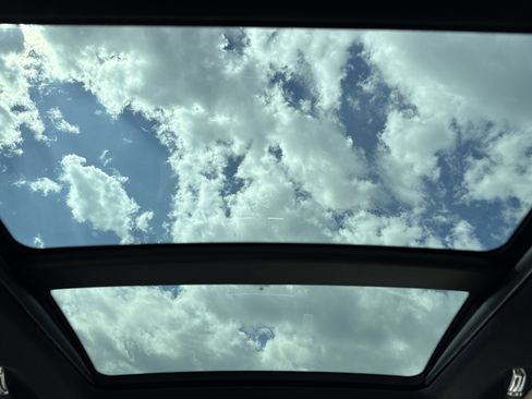 Used 2012 Rolls-Royce Ghost image 28