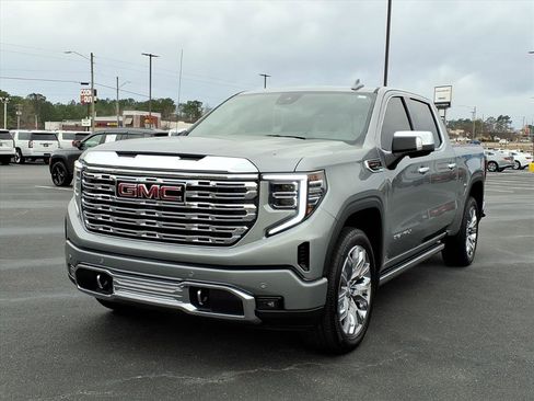 Used 2024 GMC Sierra 1500 Denali w/ Denali Reserve Package image 1