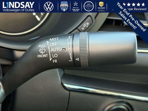 Used 2022 MAZDA MAZDA3 s image 23