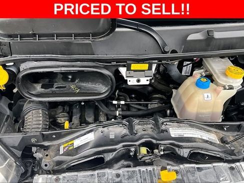 Used 2025 RAM ProMaster 2500 w/ U-Haul Equipment Group FWD image 29