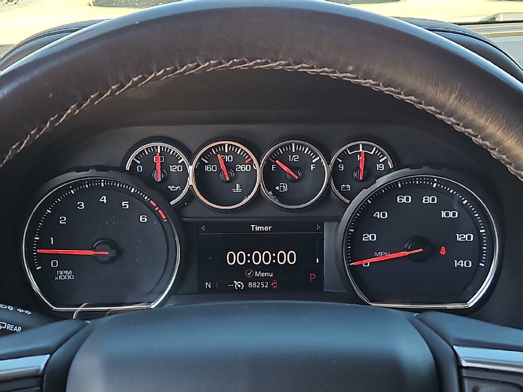 Used 2021 Chevrolet Suburban LT RWD image 29