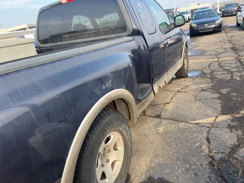 Used 1999 Ford F150 Lariat image 17