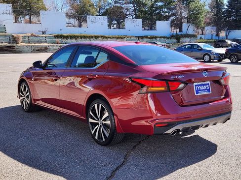Used 2019 Nissan Altima 2.5 SR w/ SR Premium Package image 5