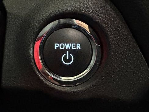 Used 2024 Toyota RAV4 XSE AWD/4WD image 16