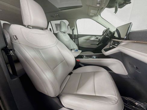New 2026 Ford Explorer Active w/ Active Comfort Package AWD/4WD image 31