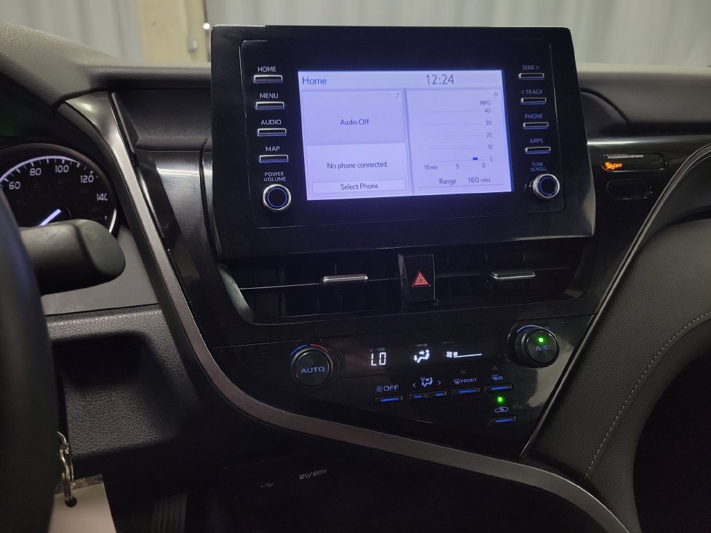 Used 2024 Toyota Camry SE FWD image 17