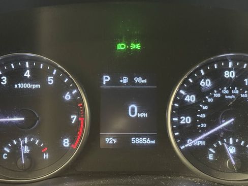 Used 2019 Hyundai Elantra GT FWD image 19