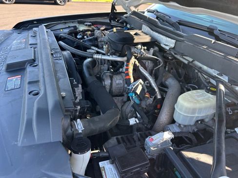 Used 2015 Chevrolet Silverado 2500 LTZ w/ Duramax Plus Package AWD/4WD image 31