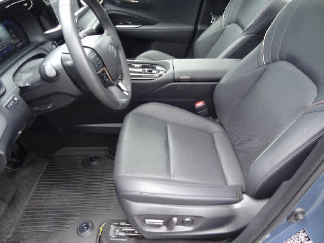 Certified 2026 Toyota Crown AWD/4WD image 6