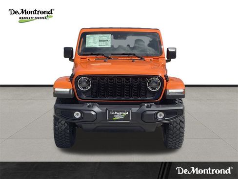 New 2025 Jeep Gladiator Willys image 10