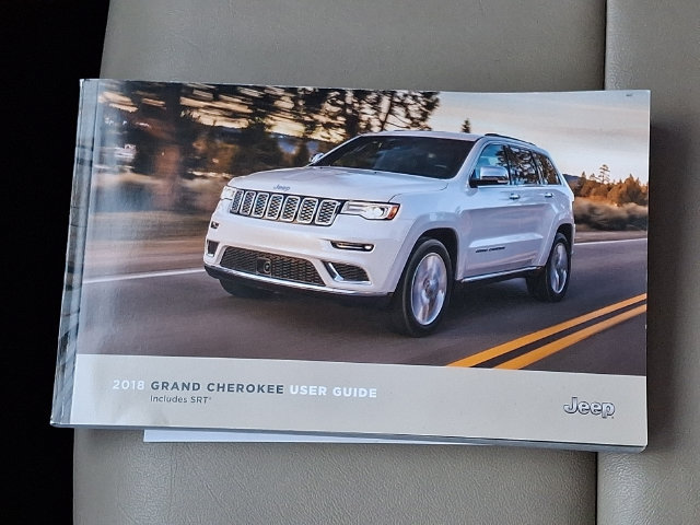 Used 2018 Jeep Grand Cherokee Limited AWD/4WD image 26