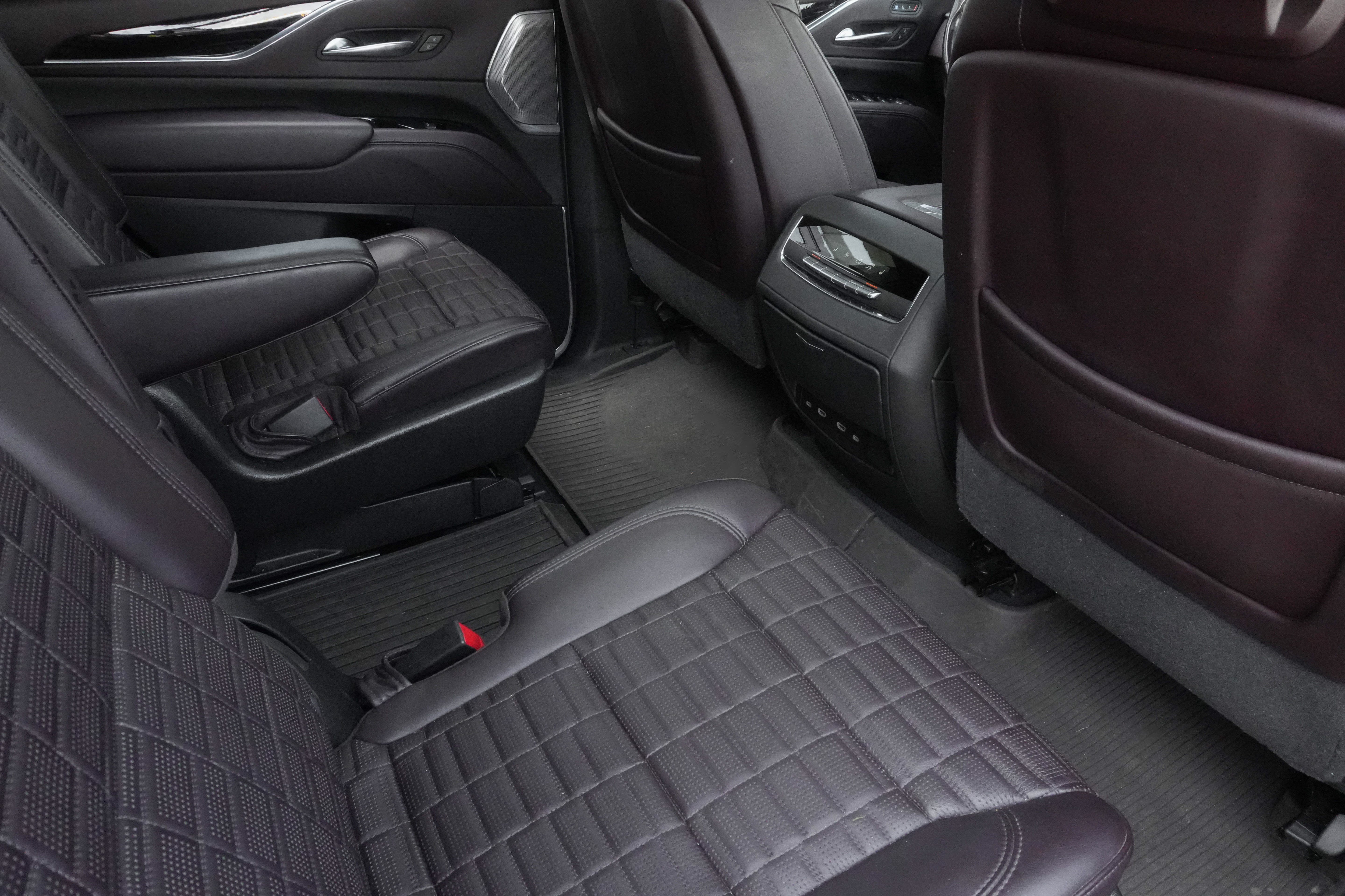 Used 2021 Cadillac Escalade Sport Platinum AWD/4WD image 33