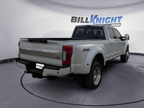 Used 2019 Ford F450 Limited image 5