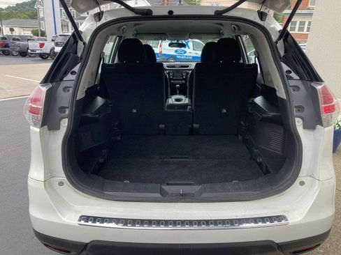 Used 2014 Nissan Rogue S FWD image 7