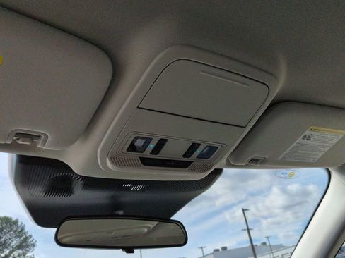 New 2026 Ford Explorer Active image 24