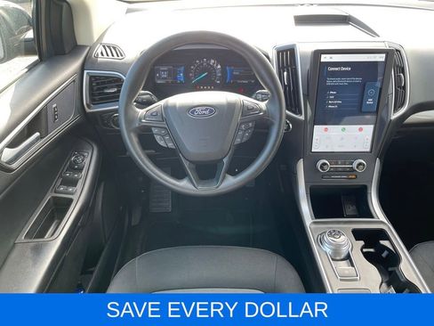 Used 2024 Ford Edge SE w/ Black Appearance Package AWD/4WD image 12
