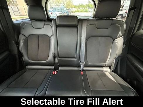 Certified 2024 Jeep Grand Cherokee Altitude AWD/4WD image 13