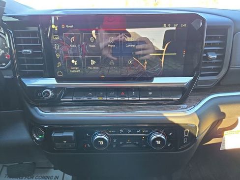 New 2026 GMC Sierra 1500 Elevation image 23