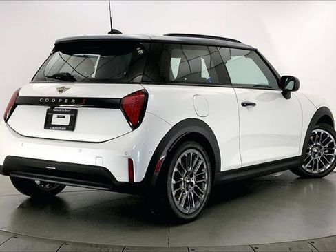 Certified 2025 MINI Cooper S image 12